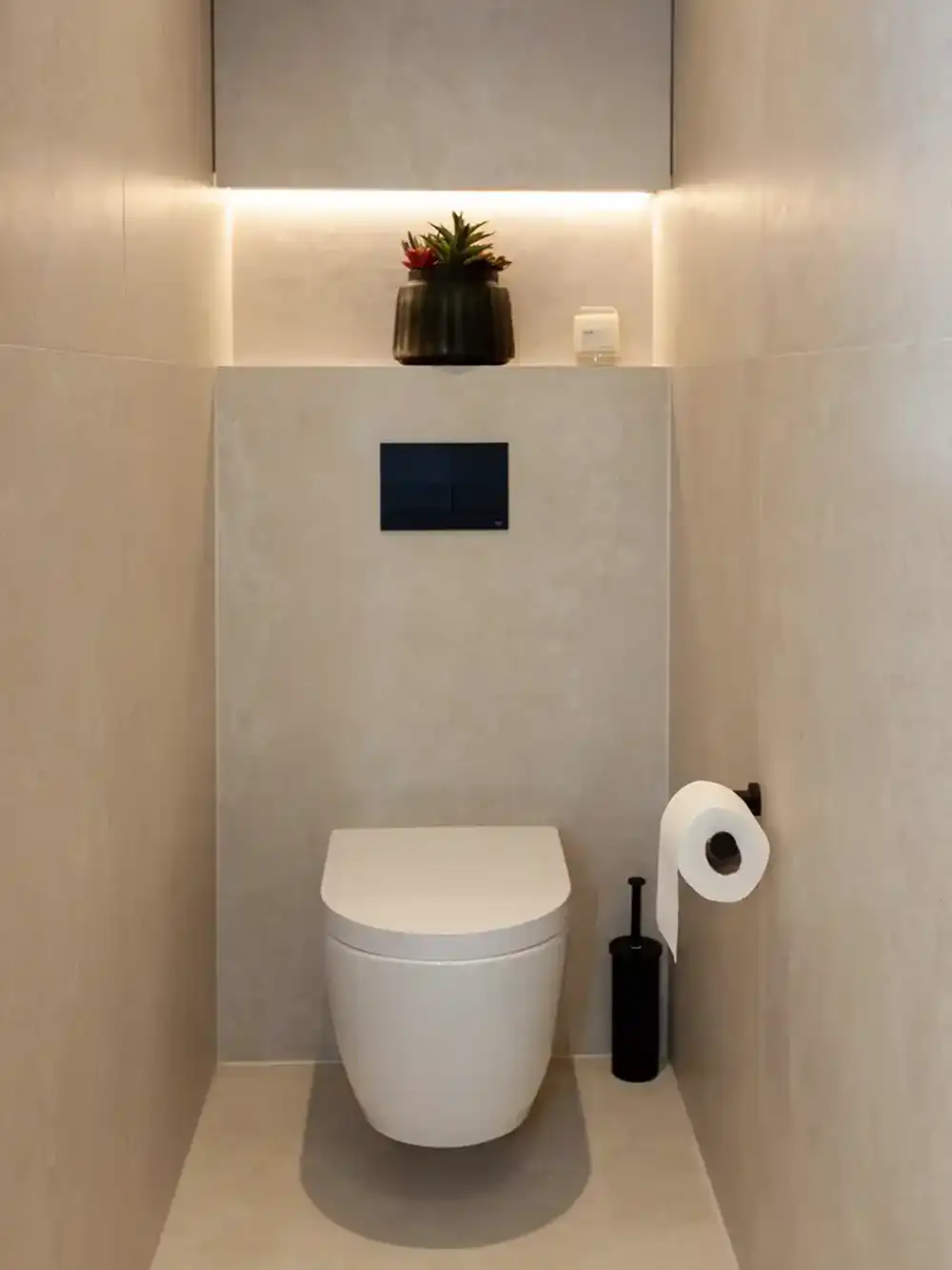 Bathroom composition with aligned fixtures and refined finishes